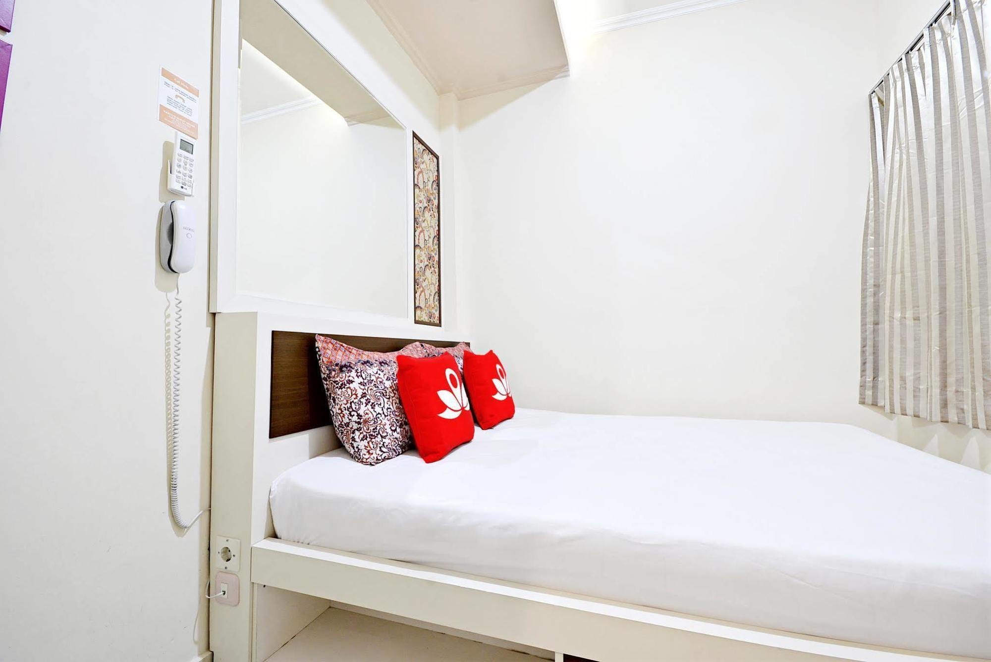 Zen Rooms Cideng Barat Dżakarta Zewnętrze zdjęcie